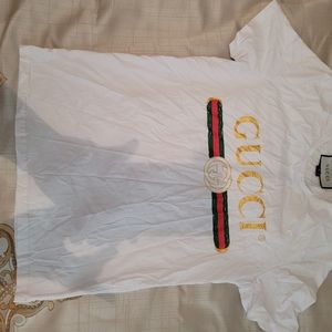 NWOT Gucci tshirt Size M